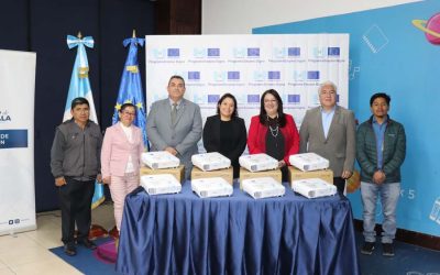 ENTREGA DE EQUIPO AUDIOVISUAL EN EL MARCO DEL REFORZAMIENTO INSTITUCIONAL AL MINEDUC