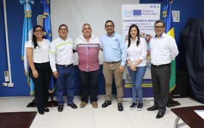 ENTREGA DE CERTIFICADOS A PARTICIPANTES DEL CURSO CONDUCTOR DE UNIDADES DE TRANSPORTE TERRESTRE DE PASAJEROS